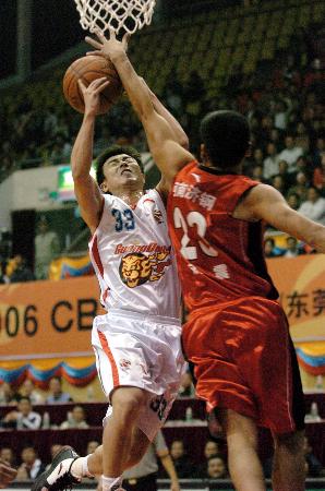 称其表现超 称其表现超